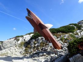 Krippenstein - plechový žralok (Dachstein Mai)