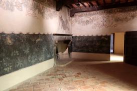 refektář přímo v chrámu - dá se koupit prohlídka