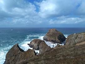 Pobřeží u kaple u Saint-They