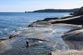 Le Piscine naturist beach. Sem se vracíme jako do